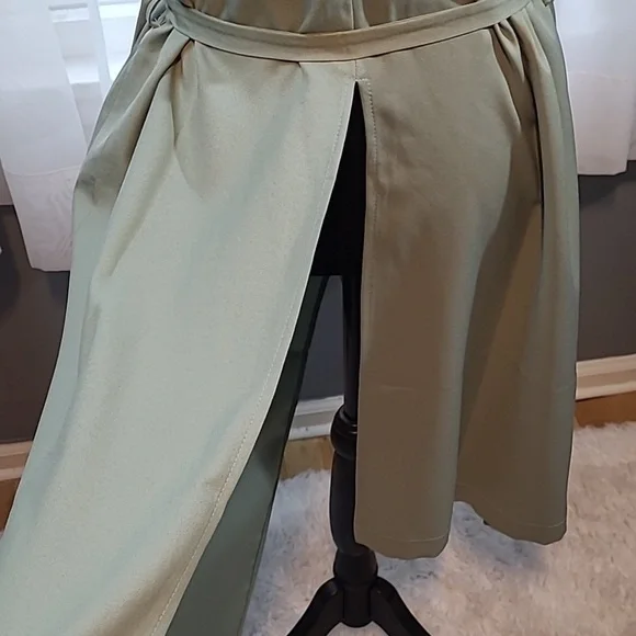 Favlux Fashion Women's Wrap Top with Pockets - Picture 4 of 7